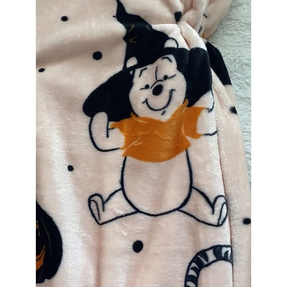 Disney Winnie The Pooh Tigger Piglet Halloween Pink Throw Blanket 60”‎ X 70” NEW
